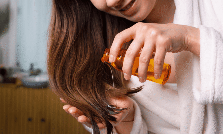 زيت شعر للتكثيف: تحضير زيت اكليل الجبل للشعر خطوة بخطوة